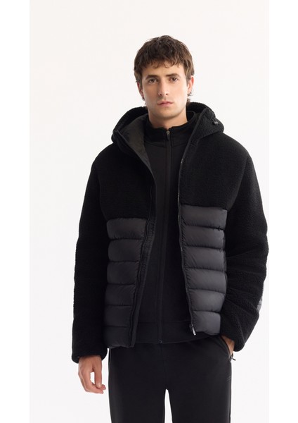 Erkek Siyah Kapüşonlu Rüzgar Geçirmez -4°C Dayanıklı Şişme Peluş Comfort Fit Mont A52Y6158