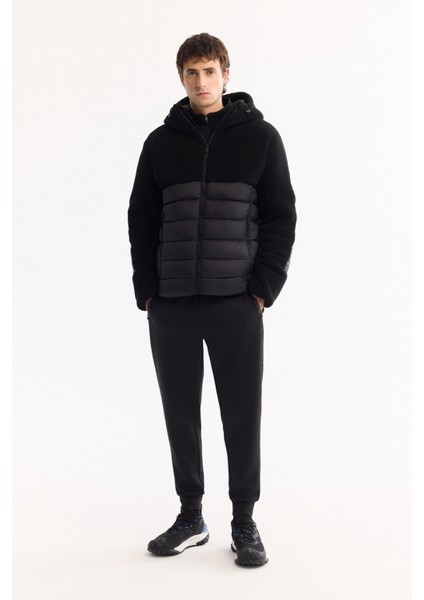 Erkek Siyah Kapüşonlu Rüzgar Geçirmez -4°C Dayanıklı Şişme Peluş Comfort Fit Mont A52Y6158