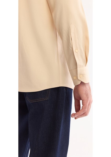 Erkek Vizon Düğmeli Yaka Keten Karışımlı Slim Fit Gömlek B002001