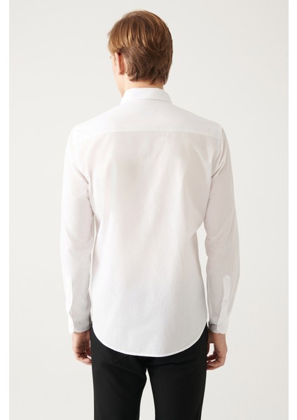 Erkek Beyaz Düğmeli Yaka Basic %100 Pamuk Slim Fit Gömlek B002030 fırsatları