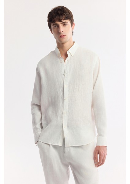 Erkek Beyaz Düğmeli Yaka %100 Keten Comfort Fit Gömlek B002191