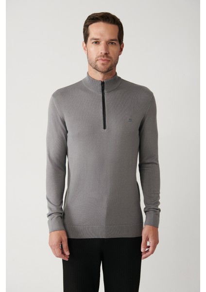 Erkek Gri Dik Yaka Deri Detaylı Fermuarlı Viskon Triko Regular Fit Kazak B005023