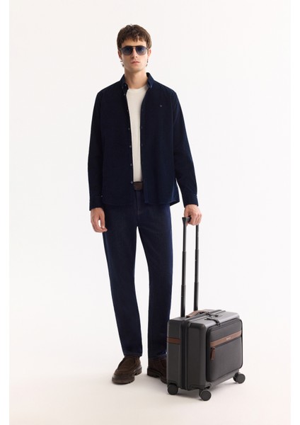 Erkek Lacivert Düğmeli Yaka %100 Pamuk Soft Touch Kadife Regular Fit Gömlek B002032