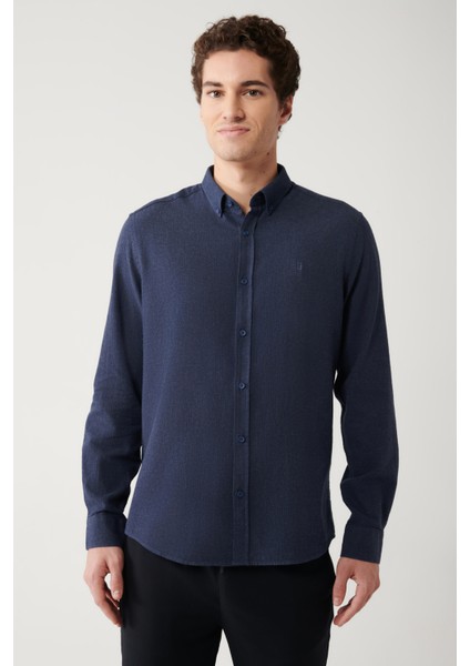 Erkek Lacivert Düğmeli Yaka %100 Pamuk Regular Fit Gömlek B002033 modelleri