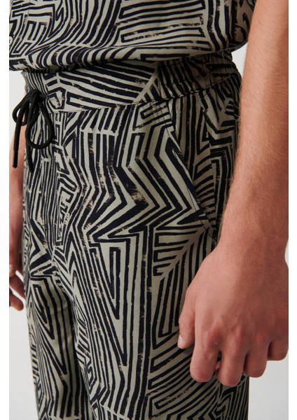 Erkek Vizon Viskon Soyut Desenli Şort A31Y3720