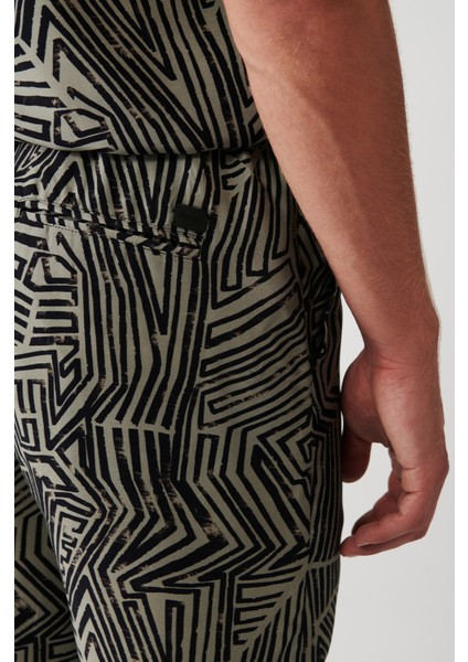 Erkek Vizon Viskon Soyut Desenli Şort A31Y3720