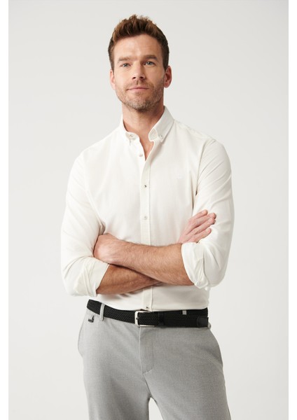 Erkek Ekru Düğmeli Yaka %100 Pamuk Soft Touch Kadife Regular Fit Gömlek B002032