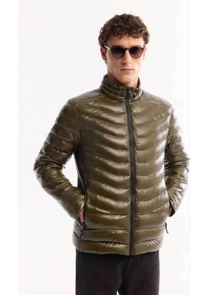 Erkek Haki Kaz Tüyü Su İtici Rüzgar Geçirmez Kumaş Dik Yaka Şişme Comfort Fit Mont B006015 fiyatları