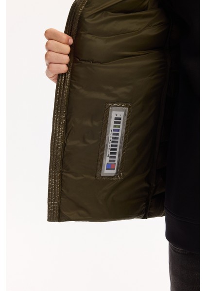 Erkek Haki Kaz Tüyü Su İtici Rüzgar Geçirmez Kumaş Dik Yaka Şişme Comfort Fit Mont B006015 indirimleri