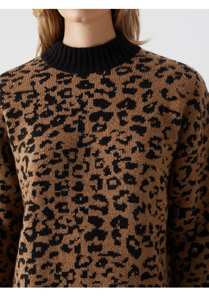 Yeni Sezon Dik Yaka Leopar Desenli Kadın Triko Tunik modelleri