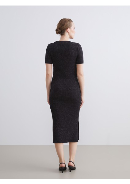 Yeni Sezon Bisiklet Yaka Parlak Görünümlü Triko Elbise fırsatları