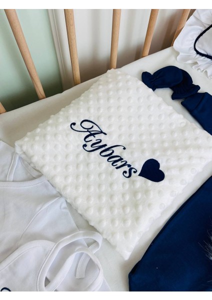 Isimli Hastane Çıkış Seti, Takı Yastığı ve Puset Örtüsü %100 Pamuk 12 Parça 0-3 Ay Nakışlı fırsatları