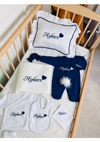 Isimli Hastane Çıkış Seti, Takı Yastığı ve Puset Örtüsü %100 Pamuk 12 Parça 0-3 Ay Nakışlı