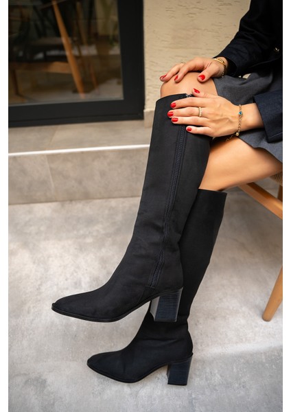 Volera Siyah Süet Küt Burun Topuklu Çizme fırsatları