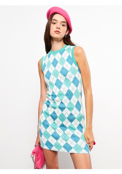 Yeni Sezon Bisiklet Yaka Desenli Kolsuz Triko Elbise