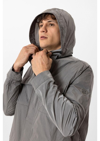 Gri Regular Fit Kapüşonlu Mont