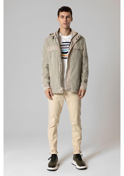 Bej Regular Fit Kapüşonlu Mont