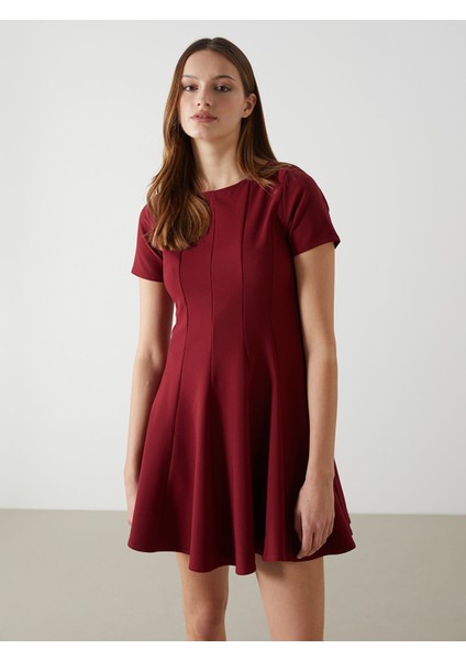 Yeni Sezon Bisiklet Yaka Kadın Mini Elbise