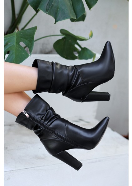 Erita Siyah Cilt Topuklu Çizme modelleri