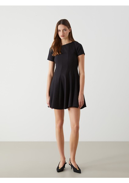 Yeni Sezon Bisiklet Yaka Kadın Mini Elbise