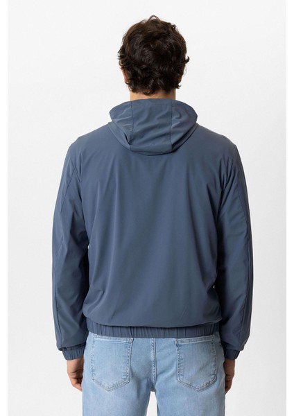 Indigo Regular Fit Kapüşonlu Rüzgar Geçirmez Yağmurluk