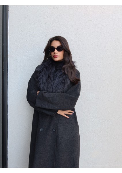 Kürk Yaka Düğmeli Uzun Kaban fiyatları