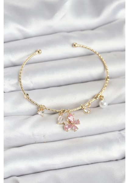 Pembe Kelebek Charmlı Gold Renk Kadın Bileklik