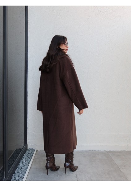 Kürk Yaka Düğmeli Uzun Kaban indirimleri