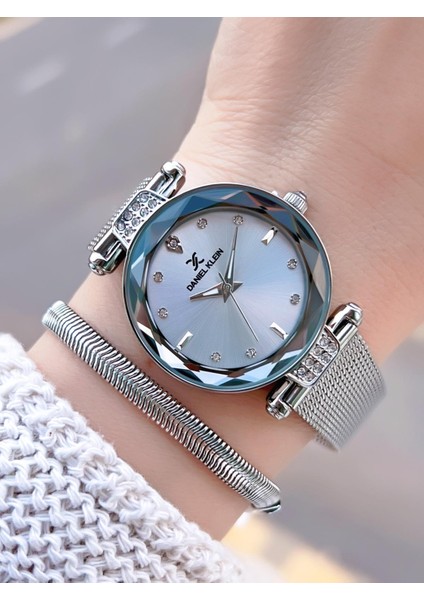 Çelik Kordonlu 2 Yıl Garantili 3 Atm Suya Dayanıklı Kadın Kol Saati+Bileklik BF.10981.1