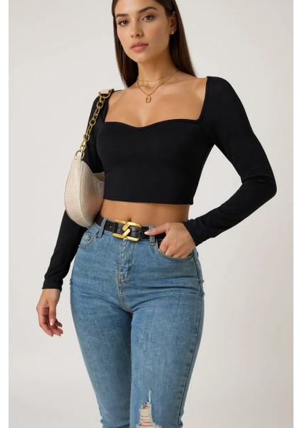 Kadın Siyah Uzun Kol Göğüs Dekolteli Şık Crop Top Bluz – Şık, Rahat ve Kolay Kombinlenebilir fiyatları