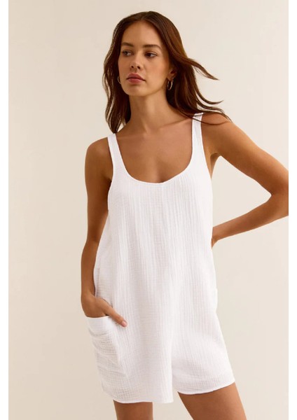 Kadın Beyaz Mini Cepli Tulum Plaj Elbisesi – Şık, Rahat ve 4 Mevsim Kullanıma Uygun modelleri