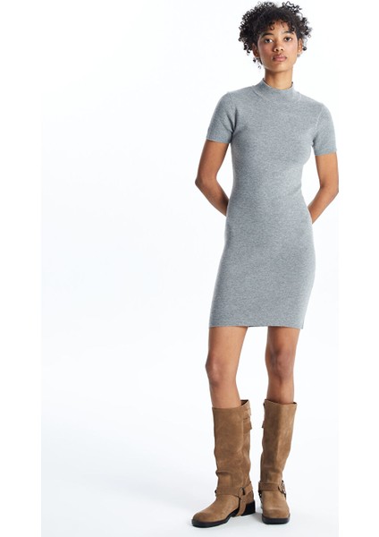 Yeni Sezon Dik Yaka Kadın Triko Elbise