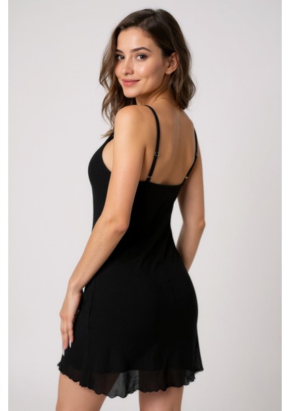 Kadın Siyah Göğüs Dantel Işlemeli Fitilli Kumaş Şık Gecelik – Modern ve Şık Tasarım modelleri