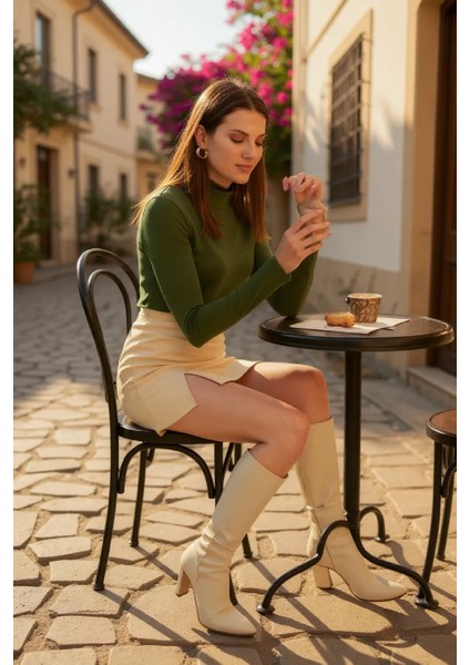 Kadın Haki Yeşili Parmak Detaylı Esnek Uzun Kollu Body