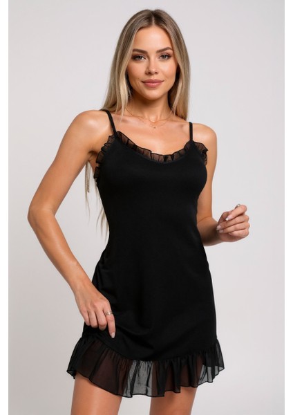 Kadın Siyah Etek Ucu ve Göğsü Fırfırlı Tül Detaylı Gecelik – Modern ve Şık Tasarım