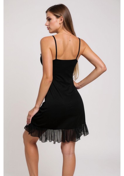 Kadın Siyah Etek Ucu ve Göğsü Fırfırlı Tül Detaylı Gecelik – Modern ve Şık Tasarım fırsatları