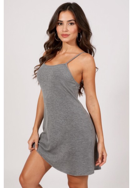 Kadın Gri Ip Askılı Penye Gecelik – Modern ve Şık Tasarım