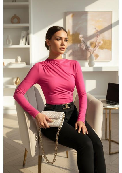 Kadın Fuşya Belden ve Boyundan Büzgü Detaylı Uzun Kollu Bluz