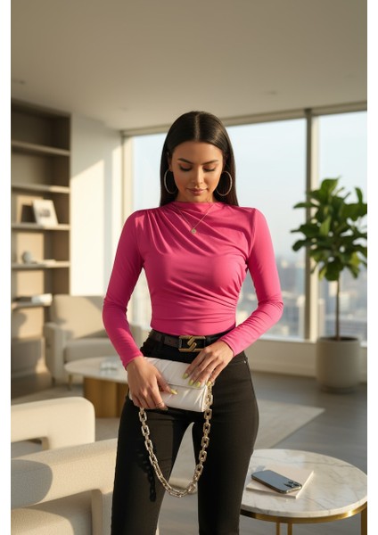 Kadın Fuşya Belden ve Boyundan Büzgü Detaylı Uzun Kollu Bluz modelleri