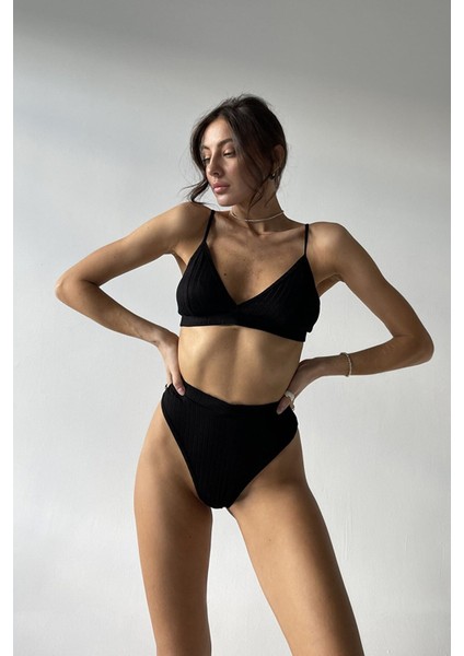 Kadın Siyah Yüksek Bel Dolgusuz Slip Takım – Modern, Konforlu ve Günlük Kombinlere Uygun fiyatları