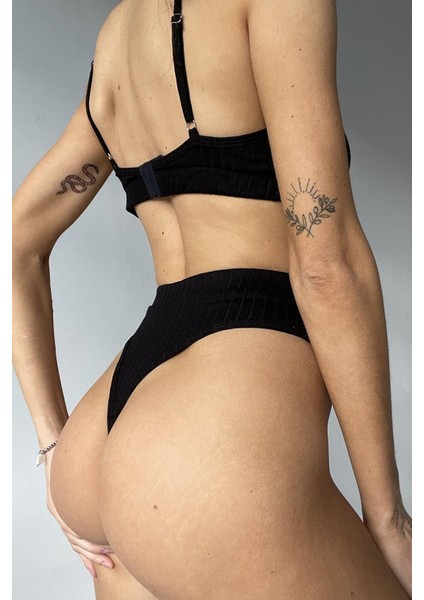 Kadın Siyah Yüksek Bel Dolgusuz Slip Takım – Modern, Konforlu ve Günlük Kombinlere Uygun