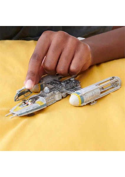 Star Wars Micro Galaxy Squadron Figür ve Araç Seti - Gold Leader's Y-Wing SWJ0089 fiyatları