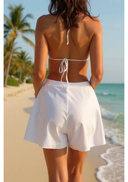 Kadın Beyaz Yırtmaçlı Etek Görünümlü Şık Deniz Şortu – Modern ve Şık Tasarım modelleri