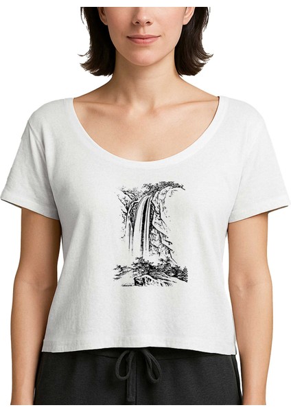 Black Silhouette Of Waterfall Beyaz Kadın Tişört