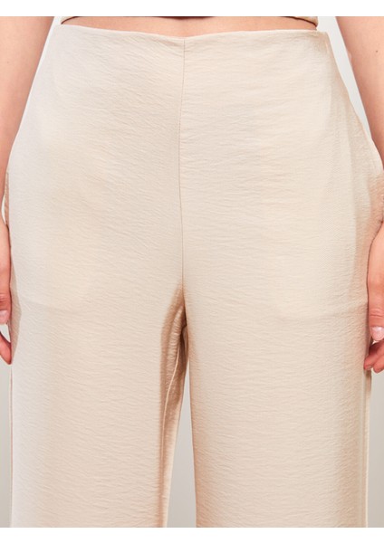 Yeni Sezon Kadın Yüksek Bel Standart Fit Düz Kapri indirimleri