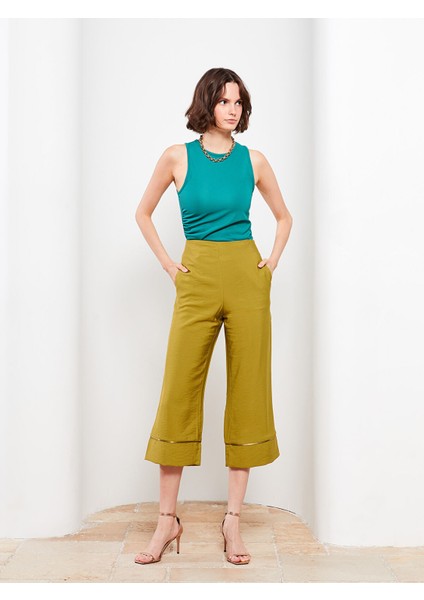 Yeni Sezon Kadın Yüksek Bel Standart Fit Düz Kapri fiyatları