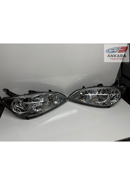 Honda Civic Vtec 2 2004 - 2006 Ön Far Lambası Sağ - Sol Takım Sedan (Vtec 2 Makyajlı Kasa - Toplam 2 Far) fiyatları