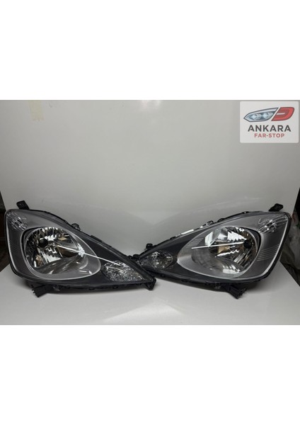 Honda Jazz 2009 - 2011 Ön Far Lambası Sağ - Sol Takım Elektrikli Tip - Motorsuz (Toplam 2 Far)