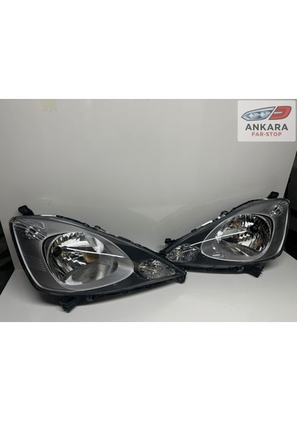 Honda Jazz 2009 - 2011 Ön Far Lambası Sağ - Sol Takım Elektrikli Tip - Motorsuz (Toplam 2 Far) modelleri