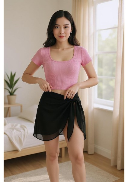 Kadın Pembe Yarım Kol Crop ve Siyah Pareo 2'li Set – Modern ve Şık Tasarım fırsatları